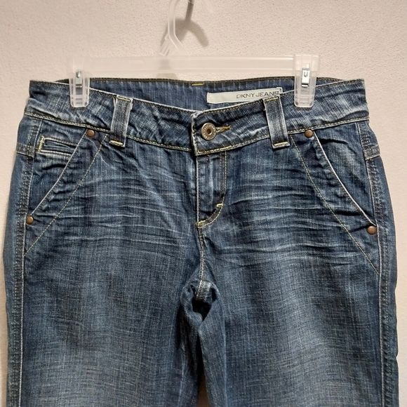 DKNY Cropped Size 12 - Picture 5 of 6